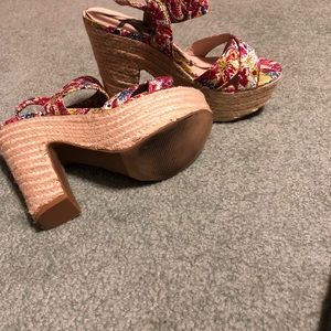 Rebels Wedge Heels